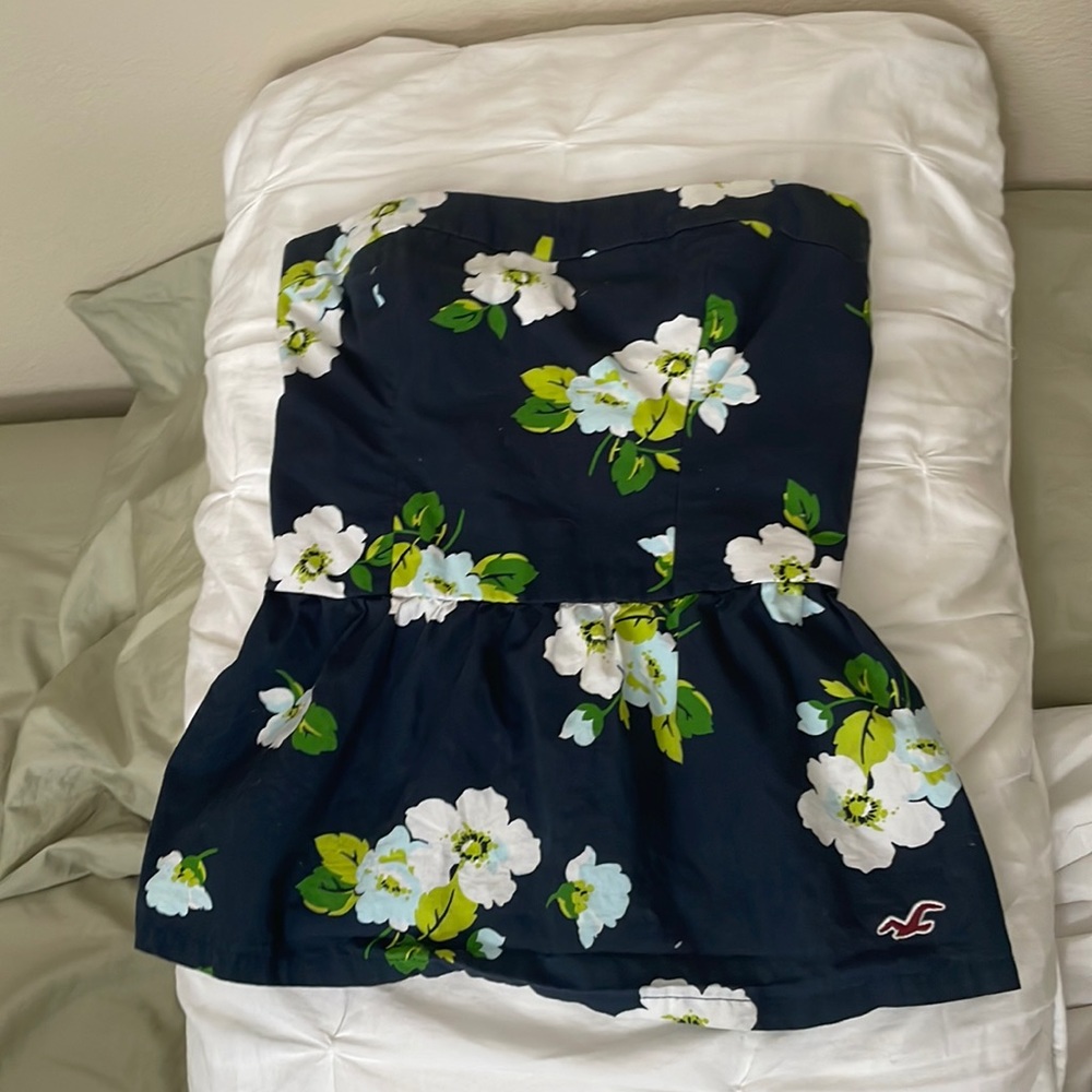 Gilly Hicks Hollister floral strapless top